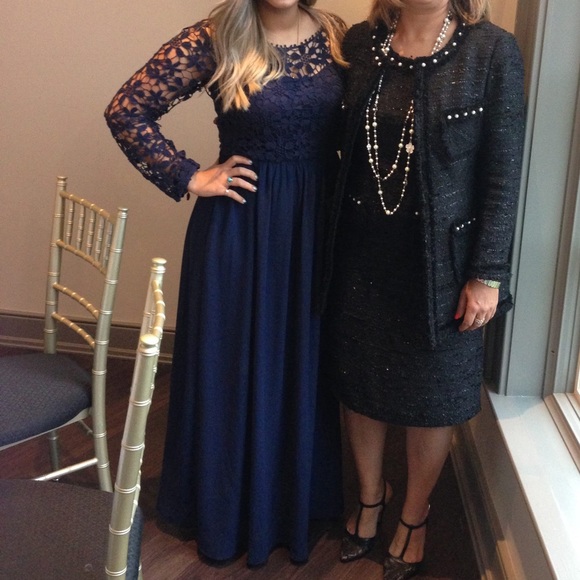 navy blue lace/crochet gown - Picture 5 of 5